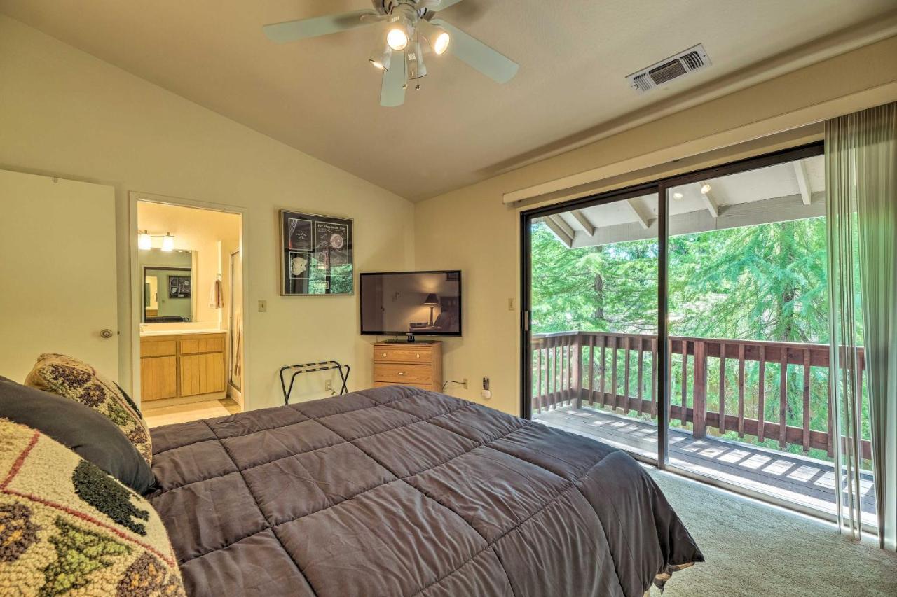 Pine Mountain Lake Haven With Spacious Deck! Гроувланд Екстериор снимка